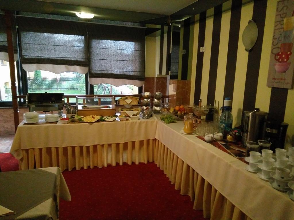 Hotel Rypsowka Újszandec Kültér fotó