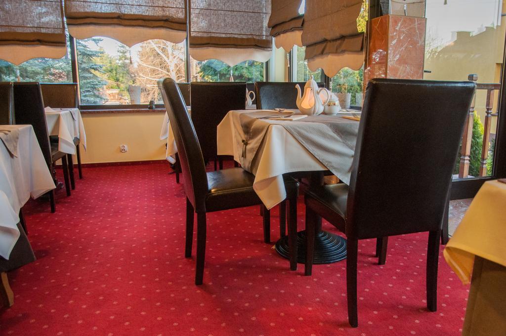 Hotel Rypsowka Újszandec Kültér fotó